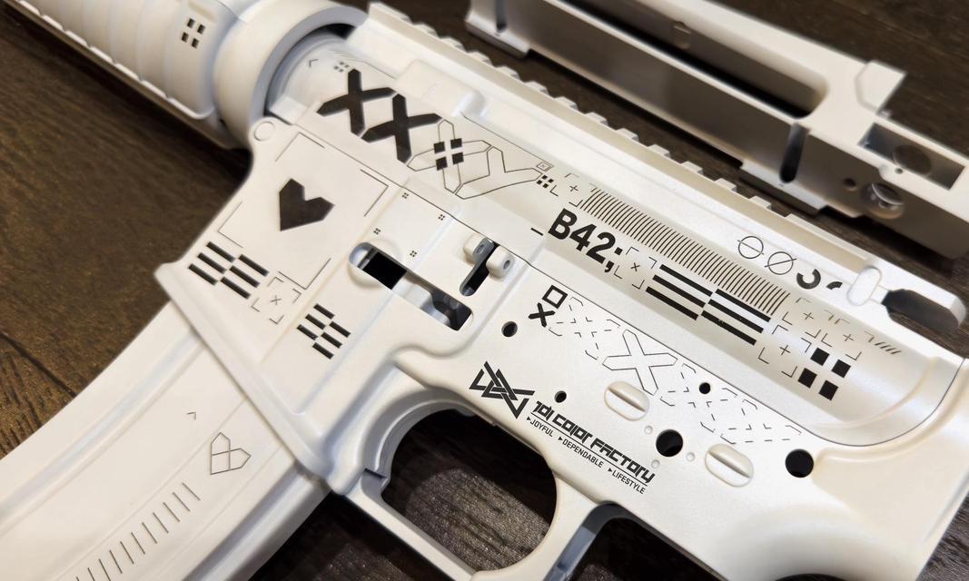 CSGO裂网大行动新印花（探索CSGO新印花系列，窥探裂网大行动的魅力所在）(csgo裂网大行动贴纸)